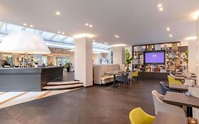 Mercure Roma West